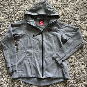 Nike tech hooded full zip up size women’s large